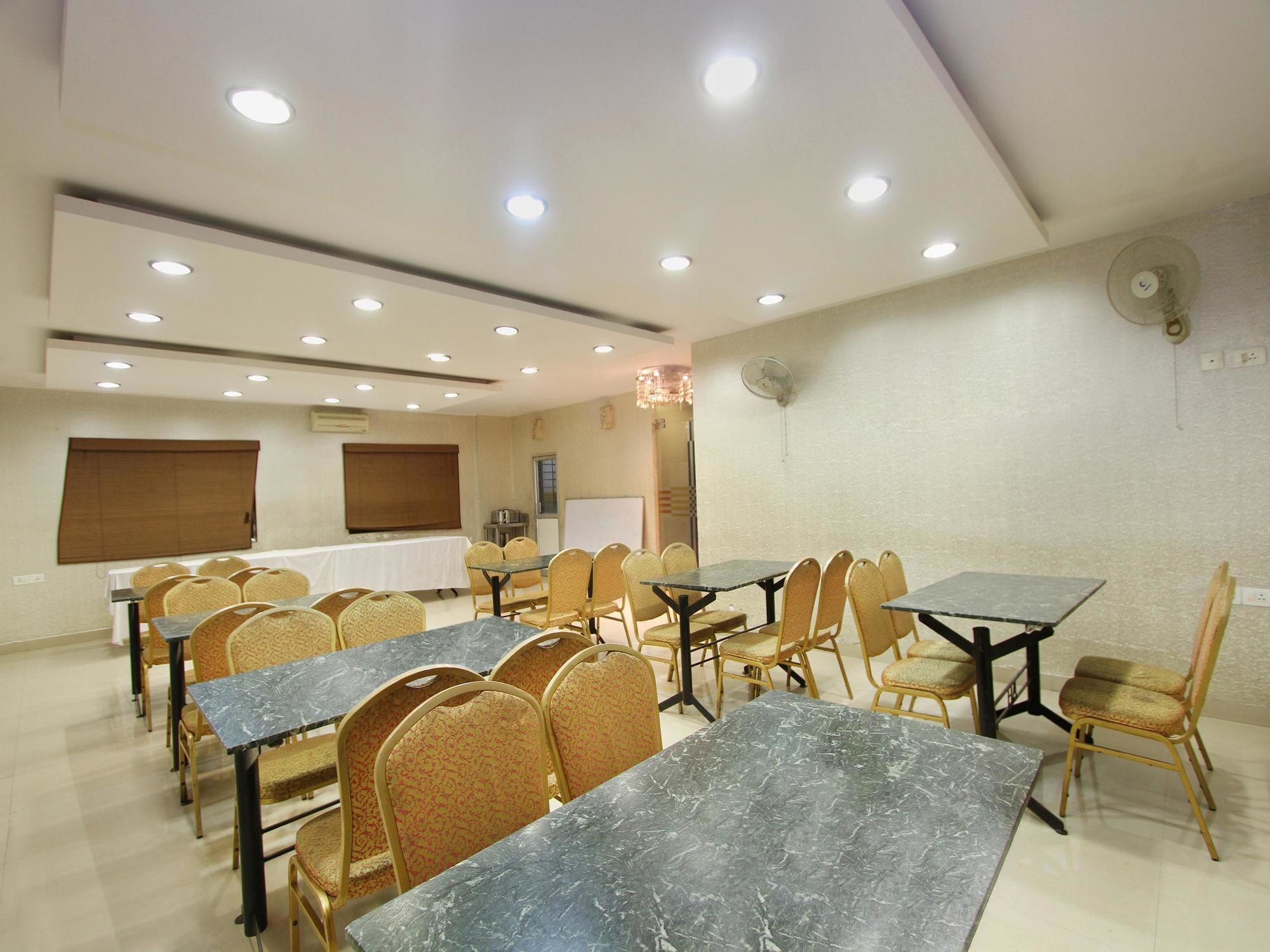 Oyo 435 Hotel Amshi International Μπανγκαλόρ Εξωτερικό φωτογραφία